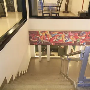 Bed & Breakfast Rainbow Residency, New Delhi