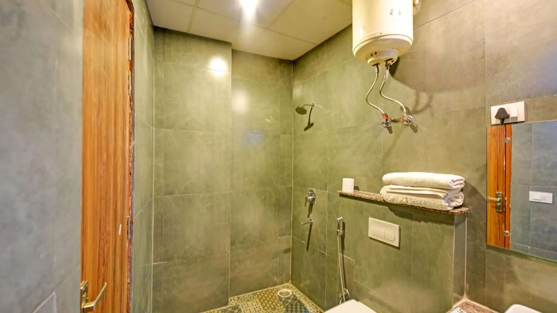 Glory Inn Near Delhi International Airport 4*, New Delhi India