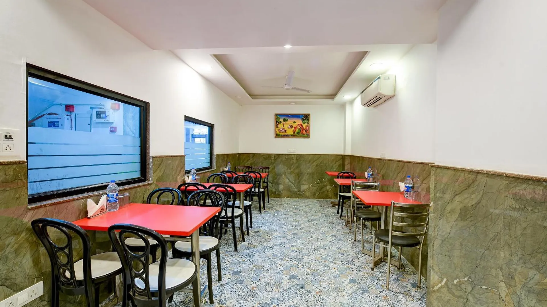 Glory Inn Near Delhi International Airport New Delhi