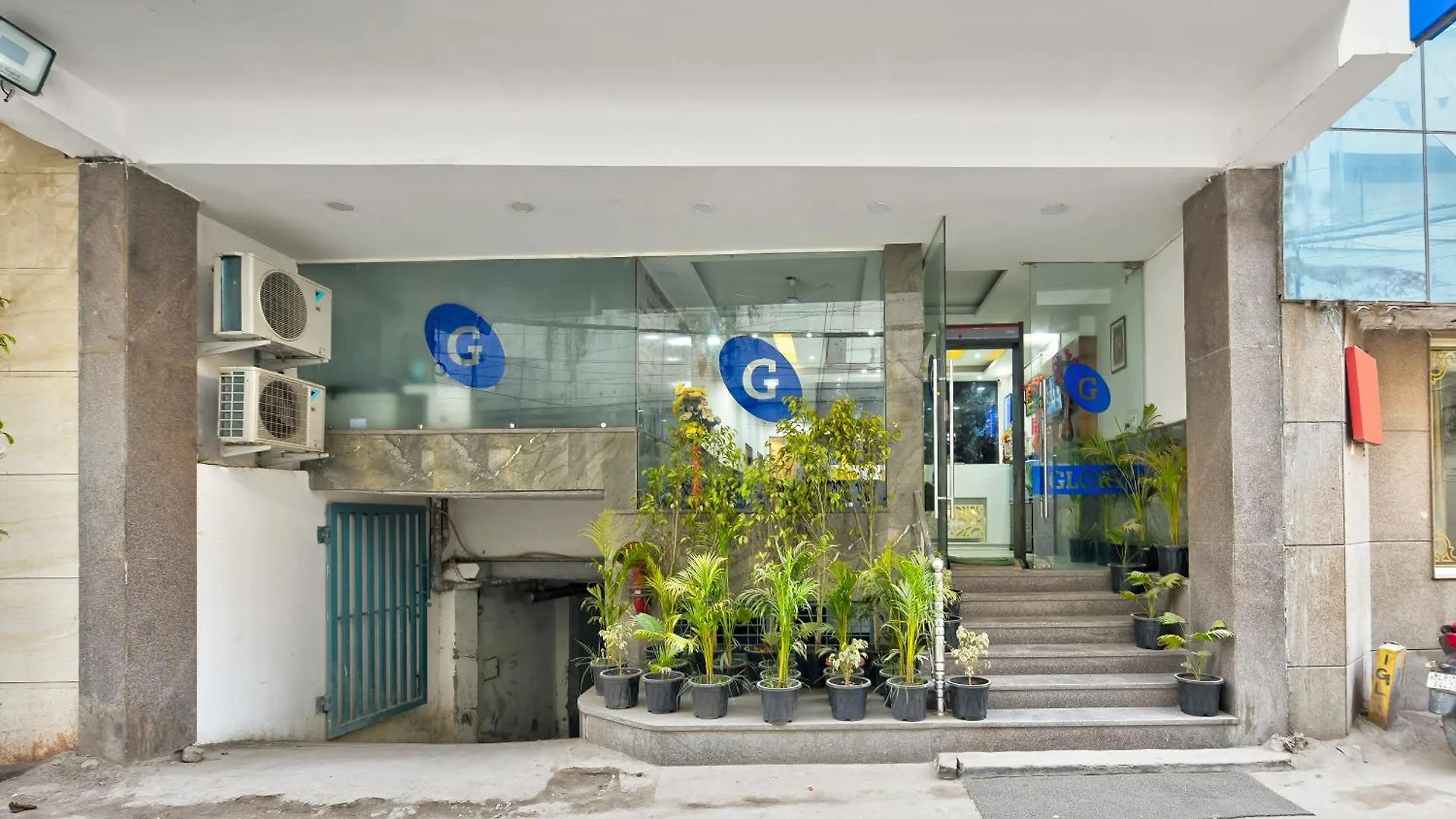 Glory Inn Near Delhi International Airport India